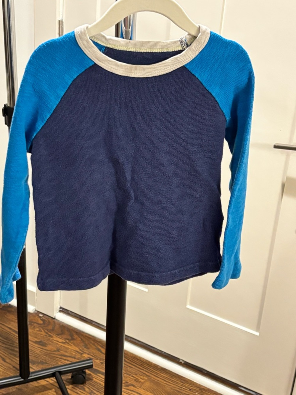 Boden Navy Sweatshirt with Yellow Dog Graphic